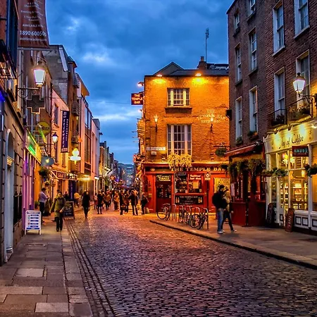 Templebar Center Walk Everywhere Apartment